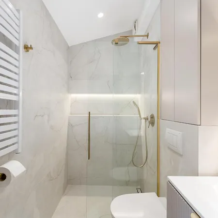 Appartement Kalwaryjska Elegant By Bookinghost