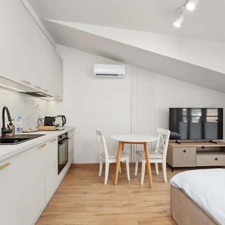 Kalwaryjska Elegant By Bookinghost Apartamento